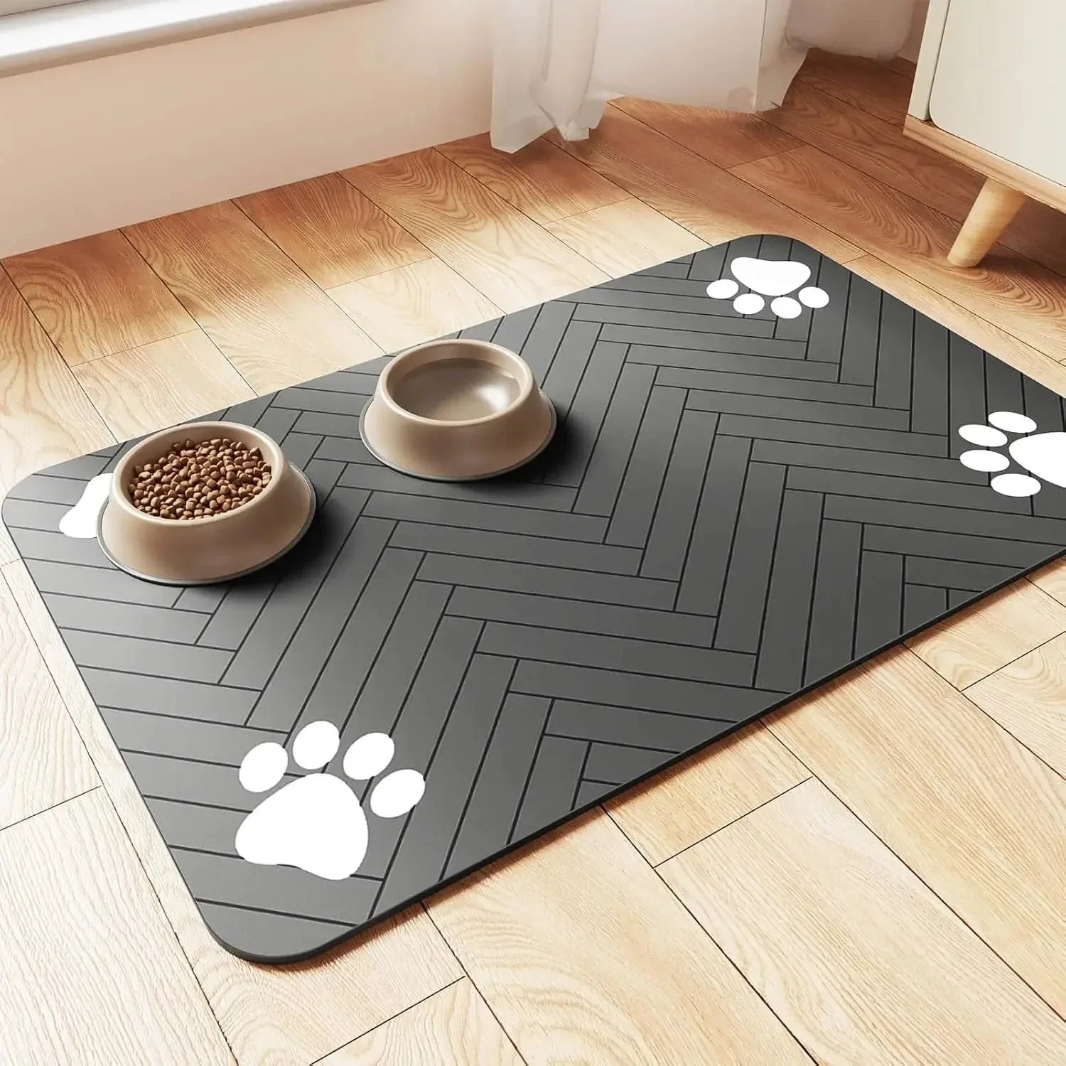 No-Spill Feeding Mat
